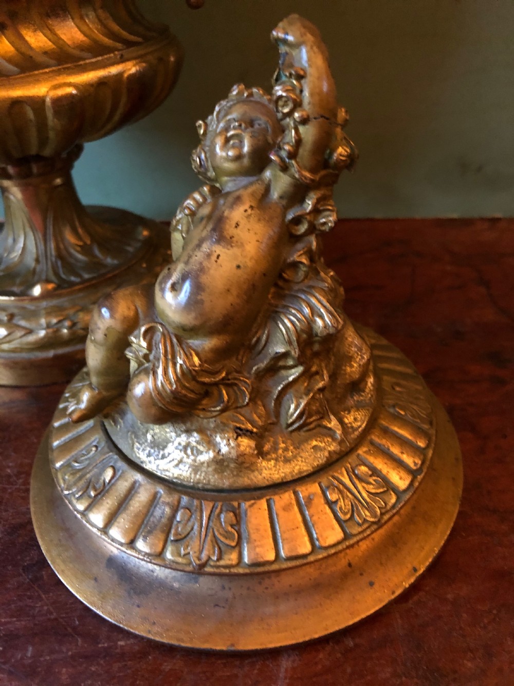 Late C19th French Napoleon III period ormolu bronze ‘Bacchus’ urn or wine-cooler in the style of Clodion. View XI