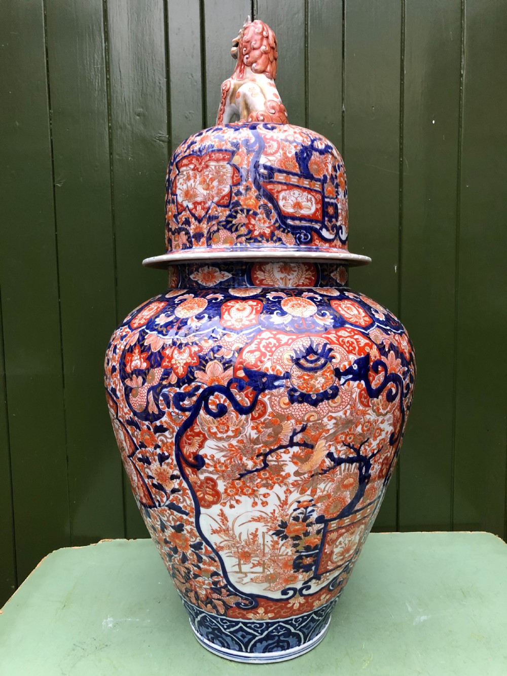 A magnificent large-scale C19th Japanese Meiji period porcelain vase and cover decorated in the Imari palette. View VI