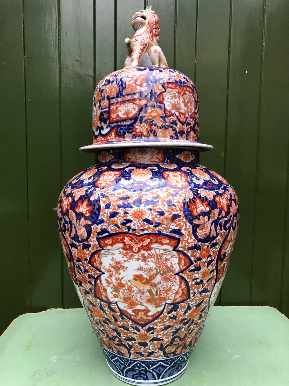 A magnificent large-scale C19th Japanese Meiji period porcelain vase and cover decorated in the Imari palette. View VIII