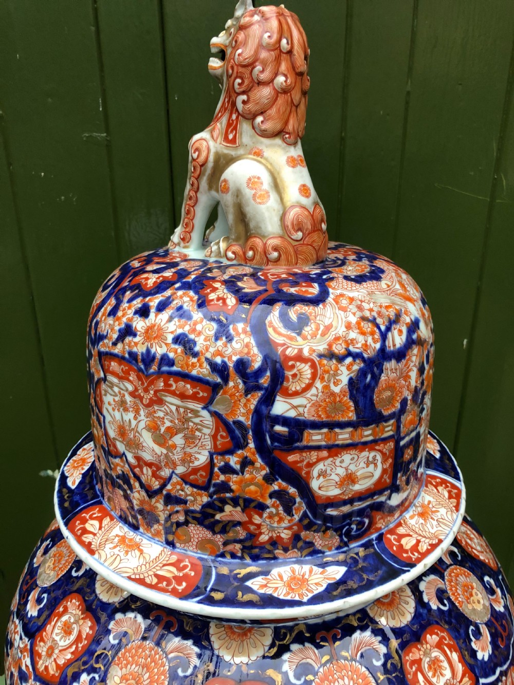 A magnificent large-scale C19th Japanese Meiji period porcelain vase and cover decorated in the Imari palette. View IX