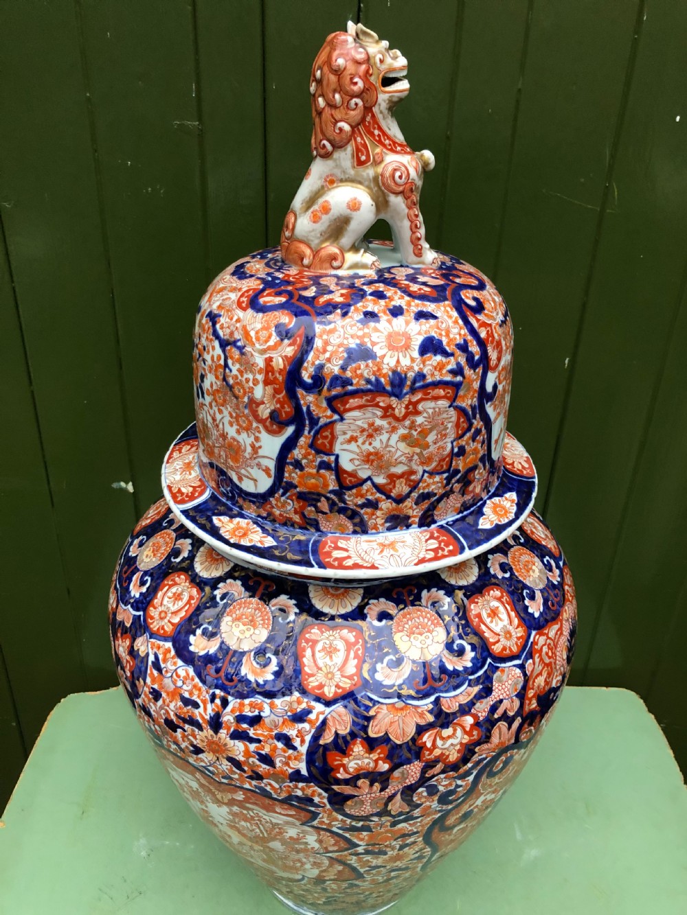 A magnificent large-scale C19th Japanese Meiji period porcelain vase and cover decorated in the Imari palette. View XVI