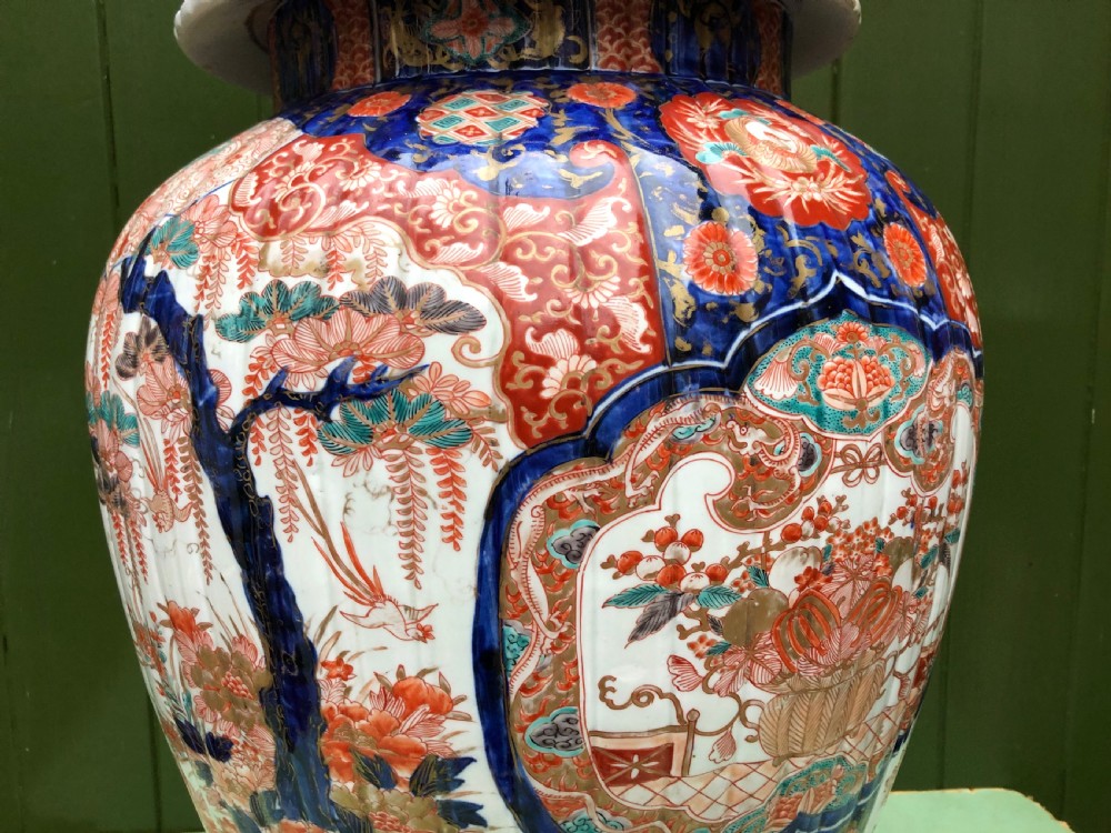 Imposing large-scale mid C19th Japanese porcelain vase and cover in the Imari palette . View XI