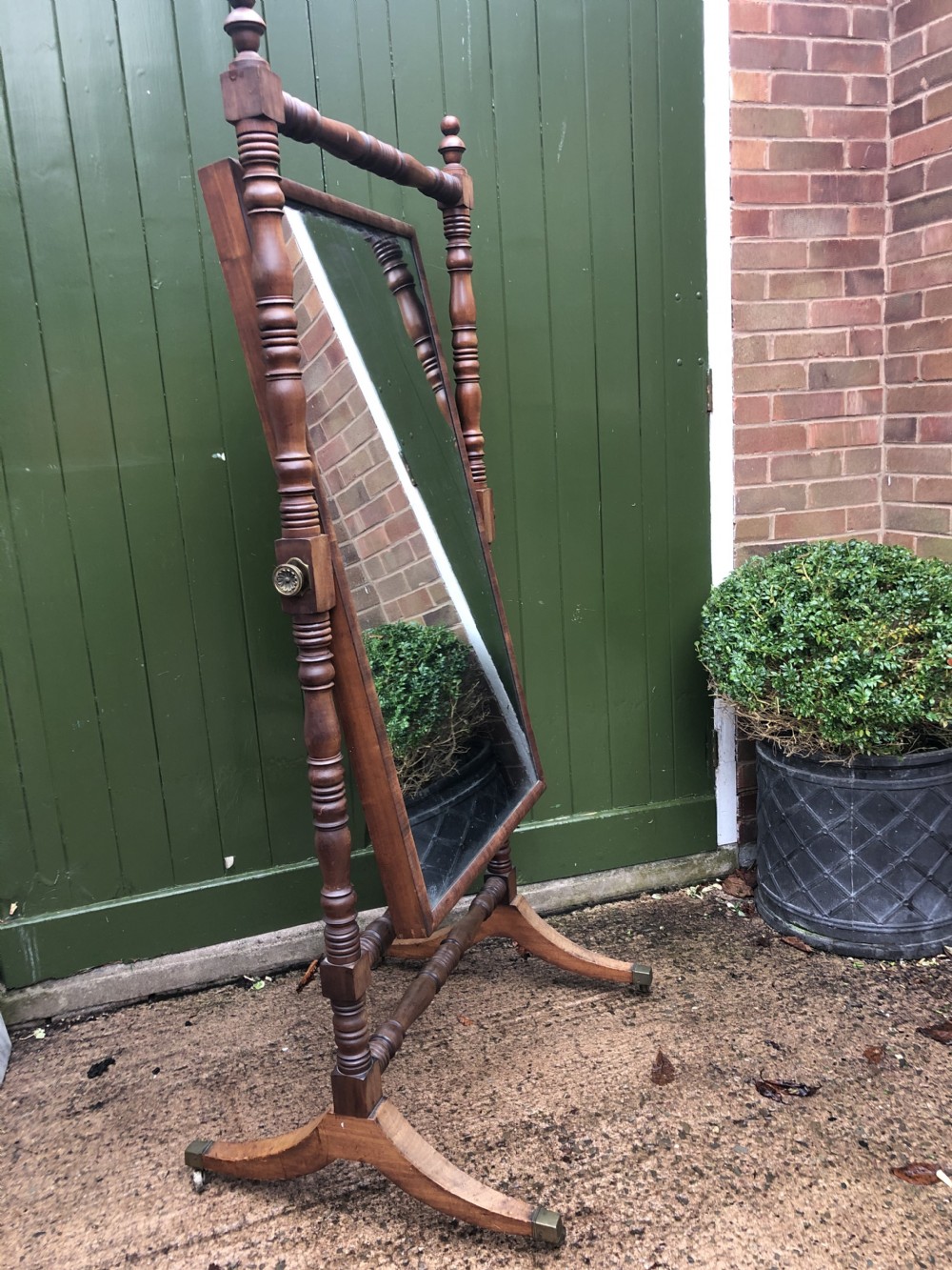 Early C19th Regency period mahogany framed robing mirror or ‘Psyche’ of large proportions. View XV