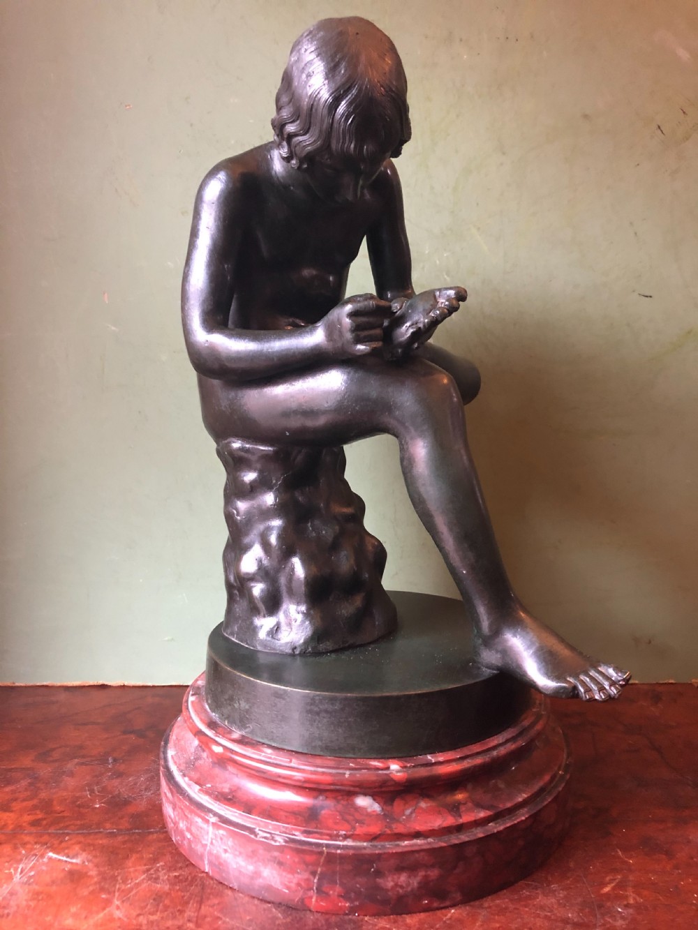 Late C19th Italian bronze ‘Grand Tour’ souvenir reduction sculpture after the antique , “Lo Spinario “.  View III