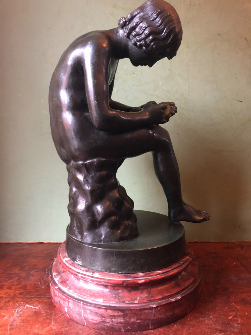 Late C19th Italian bronze ‘Grand Tour’ souvenir reduction sculpture after the antique , “Lo Spinario “.  View IV