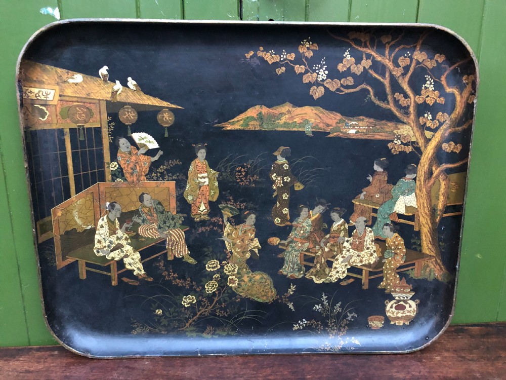 Decorative mid C19th Japanese papier-mâché rectangular tray of good large scale. View II