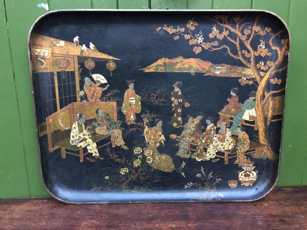 Decorative mid C19th Japanese papier-mâché rectangular tray of good large scale. View XIV