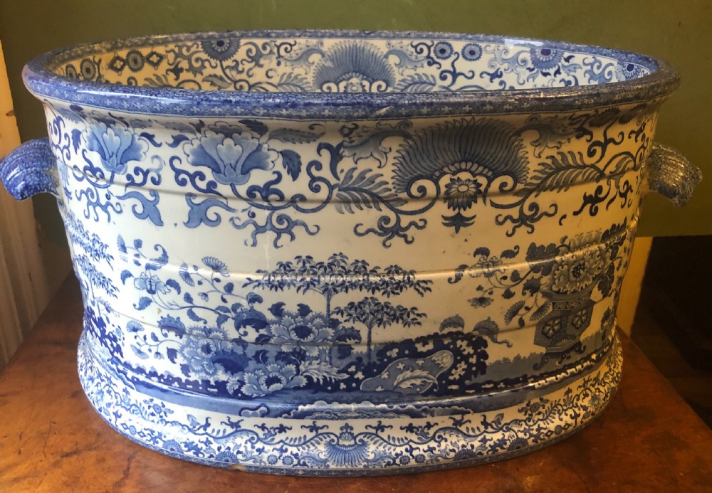 Early C19th Mintons blue-and-white transfer print pottery foot-bath .