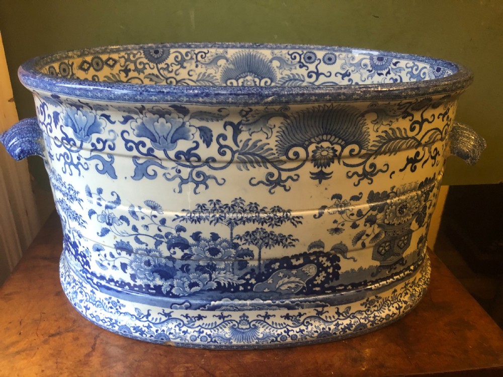Early C19th Mintons blue-and-white transfer print pottery foot-bath . View II