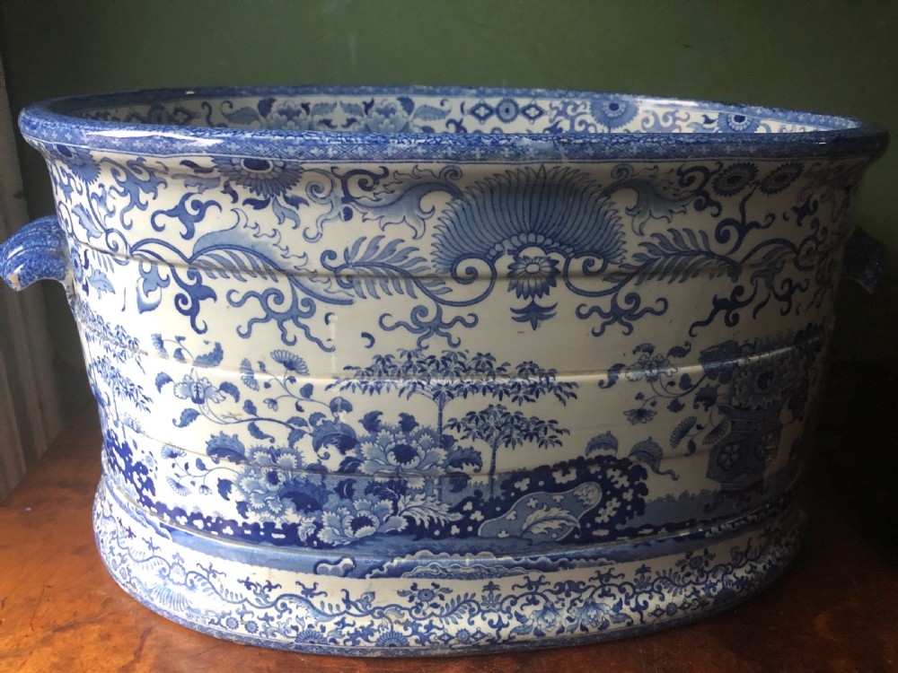 Early C19th Mintons blue-and-white transfer print pottery foot-bath . View XIII