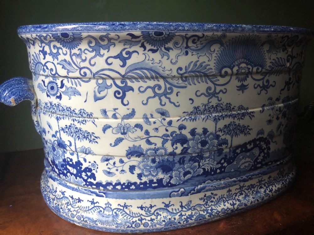 Early C19th Mintons blue-and-white transfer print pottery foot-bath . View XVI