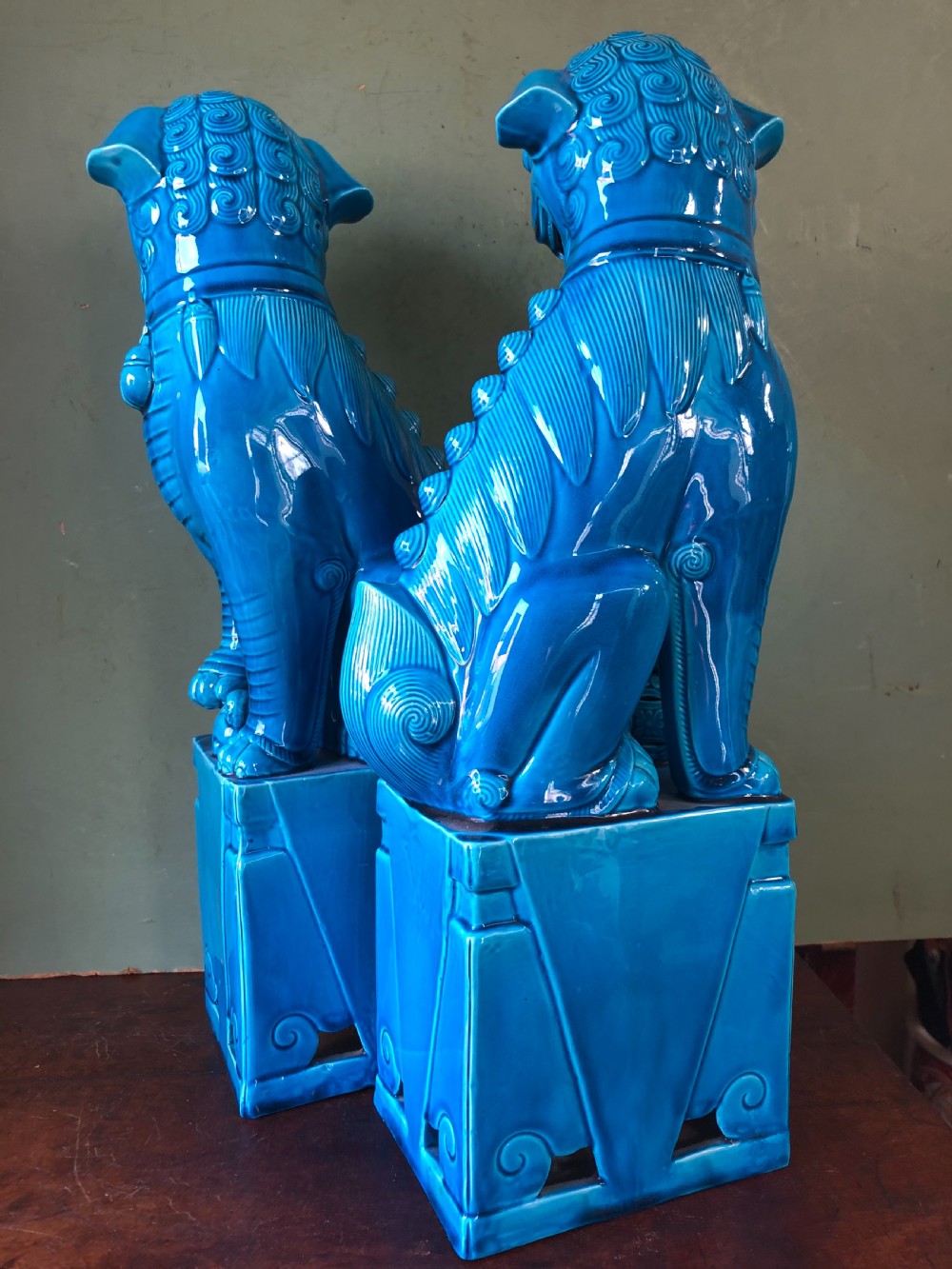 Large pair of early C20th Chinese blue turquoise glazed pottery ‘Dogs of Foe’. View VI