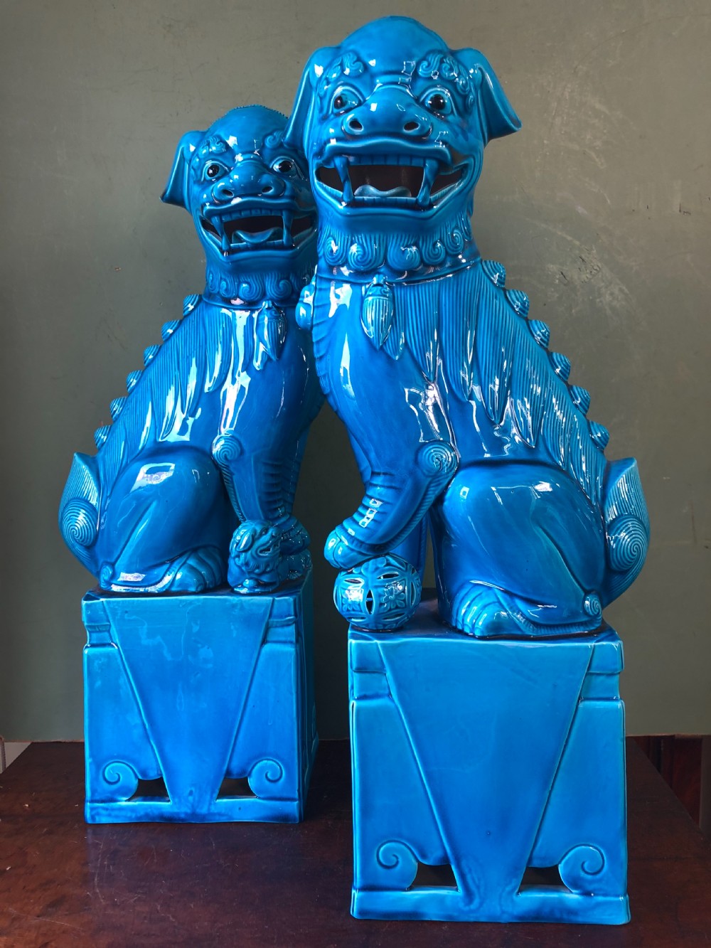 Large pair of early C20th Chinese blue turquoise glazed pottery ‘Dogs of Foe’. View VII