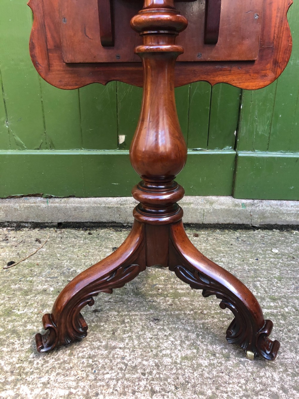Mid C19th mahogany table with shaped top on carved tripod base in the manner of Gillows of Lancaster. View IX