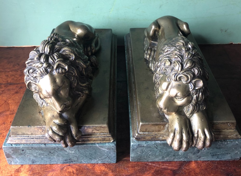 Pair of early C19th Italian ‘Grand Tour’ souvenir bronze lions after Antonio Canova. View IV