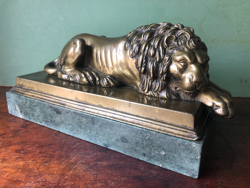 Pair of early C19th Italian ‘Grand Tour’ souvenir bronze lions after Antonio Canova. View X