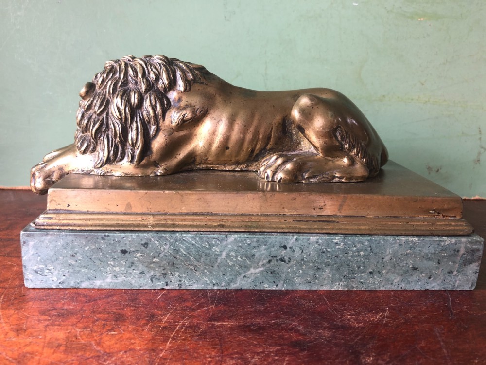 Pair of early C19th Italian ‘Grand Tour’ souvenir bronze lions after Antonio Canova. View XI