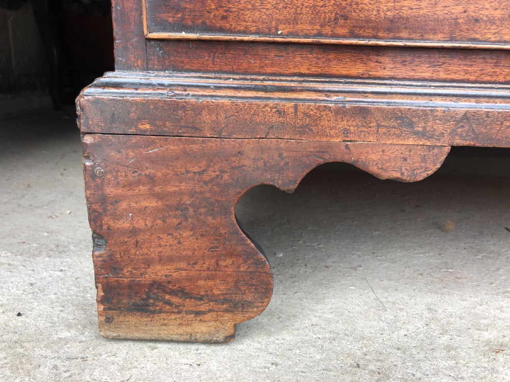 Late C18th George III period mahogany linen-press of small proportions. View V