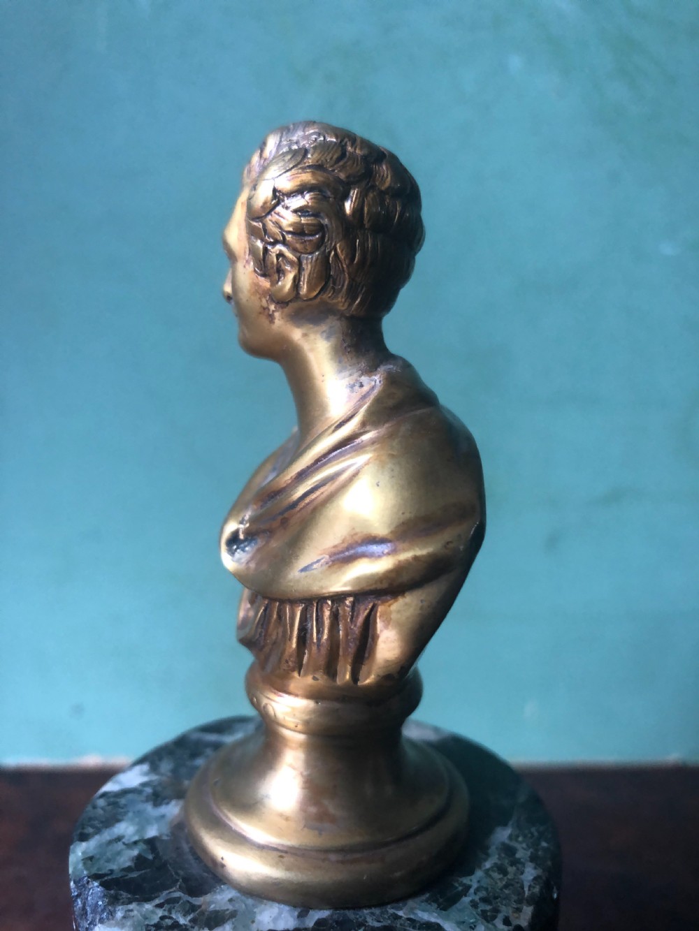 Pair of early C19th Regency period gilt bronze bust studies of Sir Walter Scott and Robert Burns on marble bases .  View IX