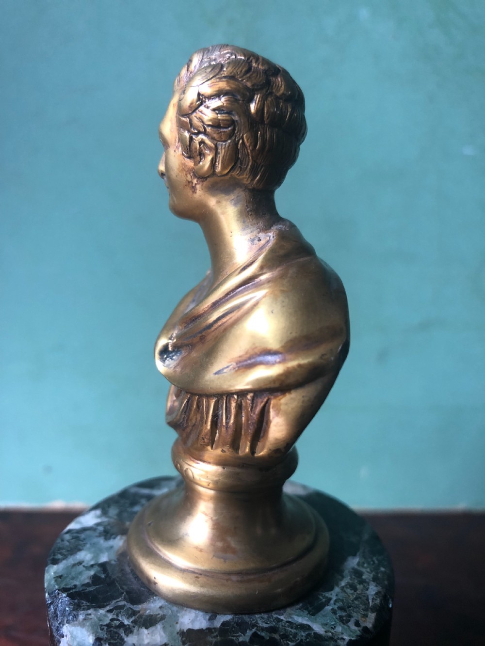 Pair of early C19th Regency period gilt bronze bust studies of Sir Walter Scott and Robert Burns on marble bases .  View XII