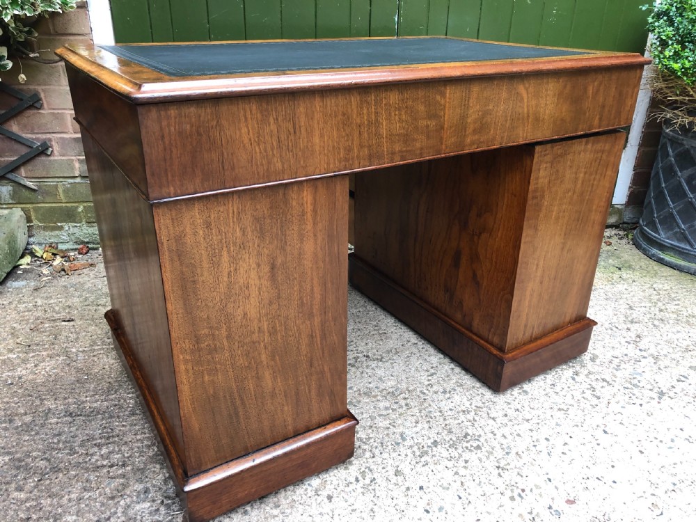 Good quality mid C19th burr and figured walnut pedestal knee-hole writing desk . View XI