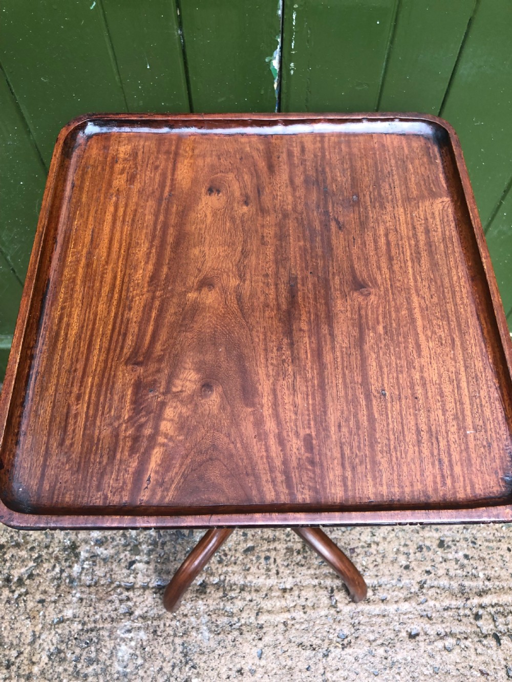 Early C19th George IV period mahogany lamp table or ‘flower stand’ . View XI