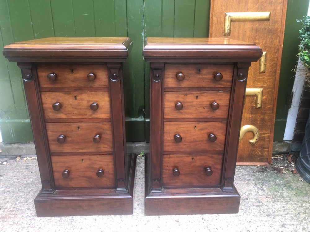 Pair of C19th Victorian period mahogany pedestal bedside chests -of-drawers by Maple.