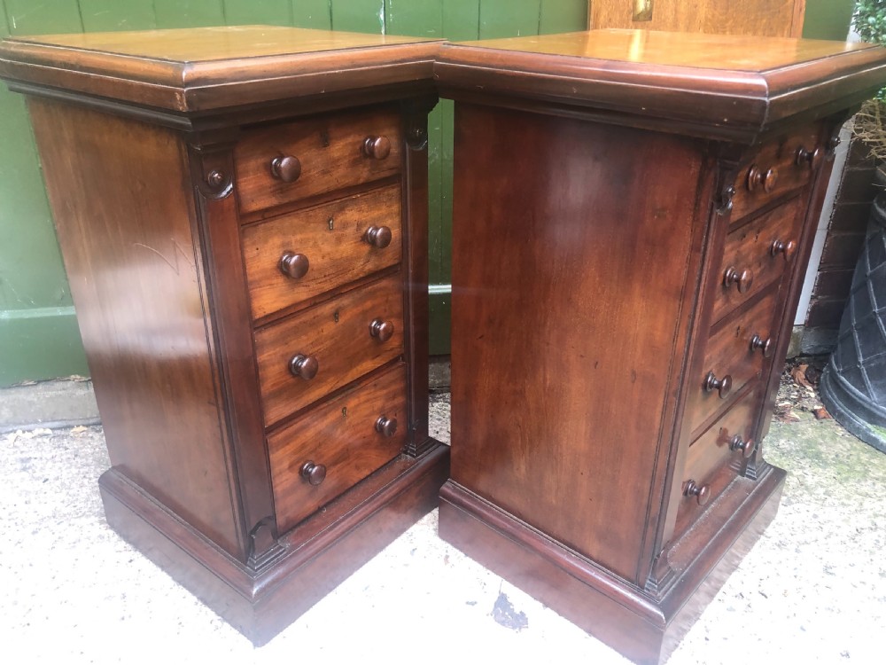 Pair of C19th Victorian period mahogany pedestal bedside chests -of-drawers by Maple. View XI