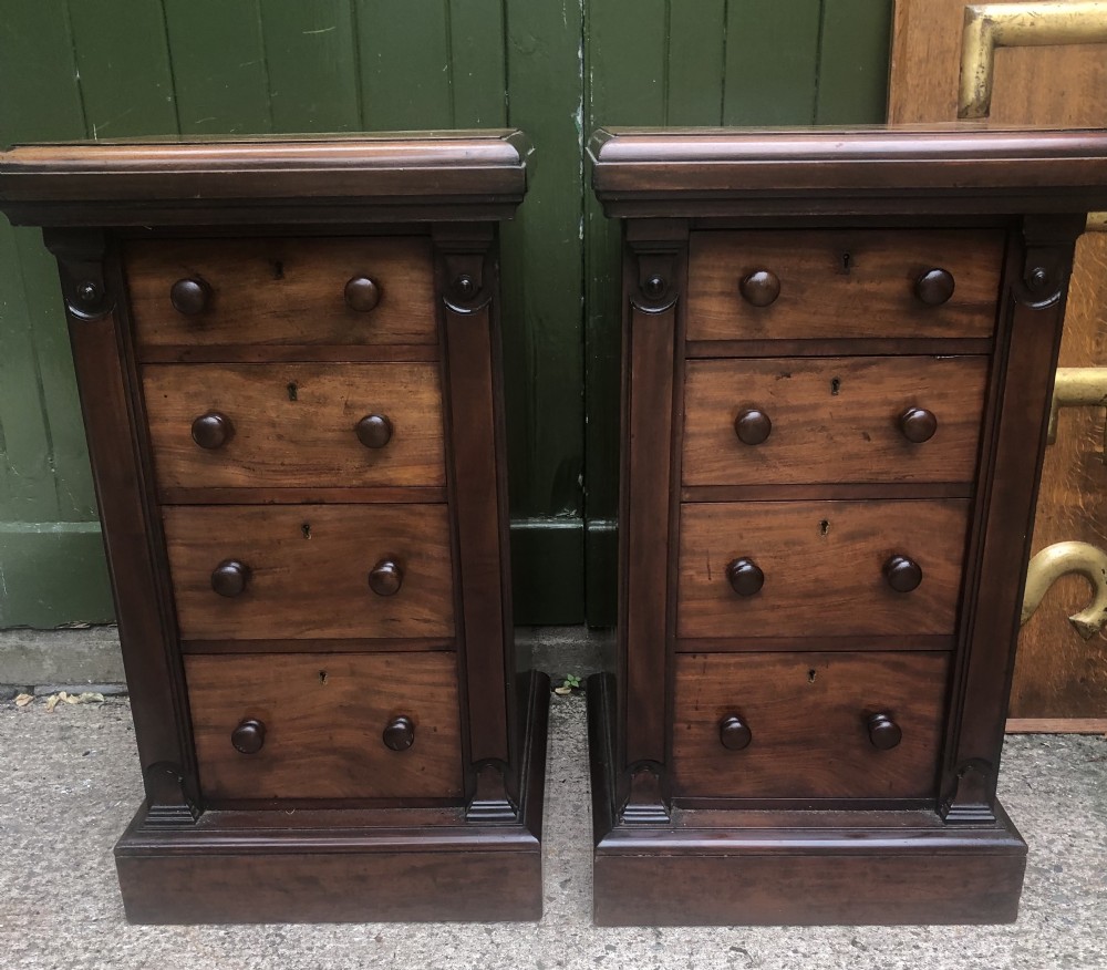 Pair of C19th Victorian period mahogany pedestal bedside chests -of-drawers by Maple. View II