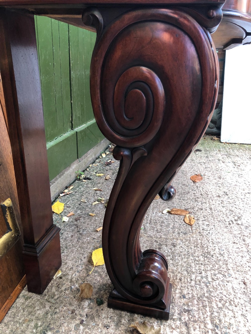 Early C19th William IV period figured mahogany console table of bold design. View VII