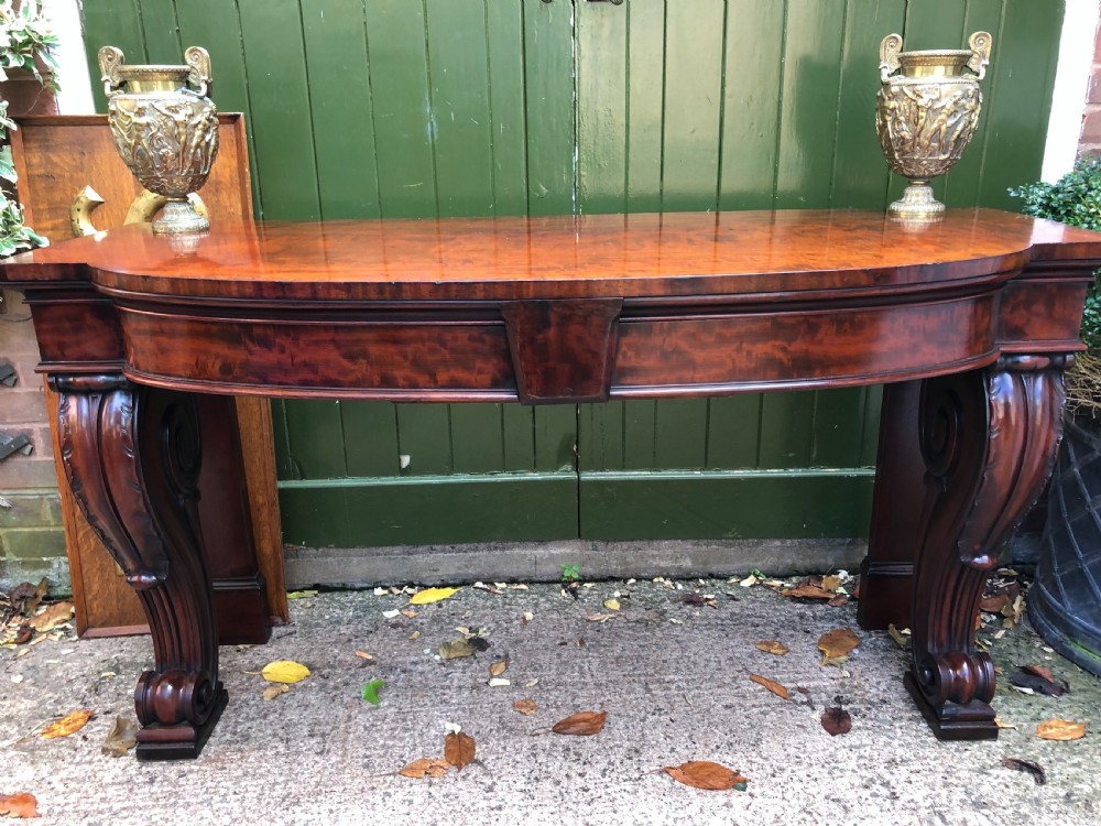 Early C19th William IV period figured mahogany console table of bold design. View VIII