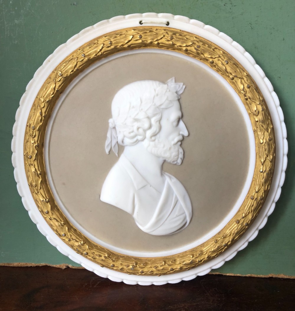 Pair of late C19th Italian bisque porcelain portrait roundels or tondos ,of Renaissance poets . View V