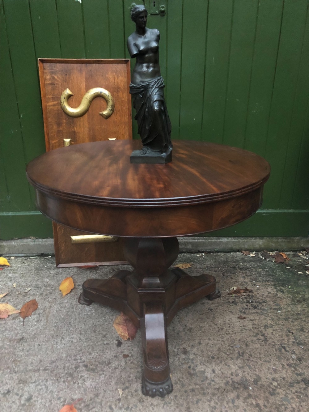 Early C19th French Charles X period mahogany gueridon or centre table . View XI
