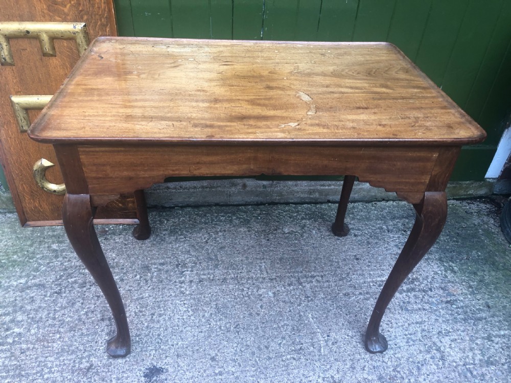 Mid C18th George II period Irish mahogany ‘silver’ table . View II