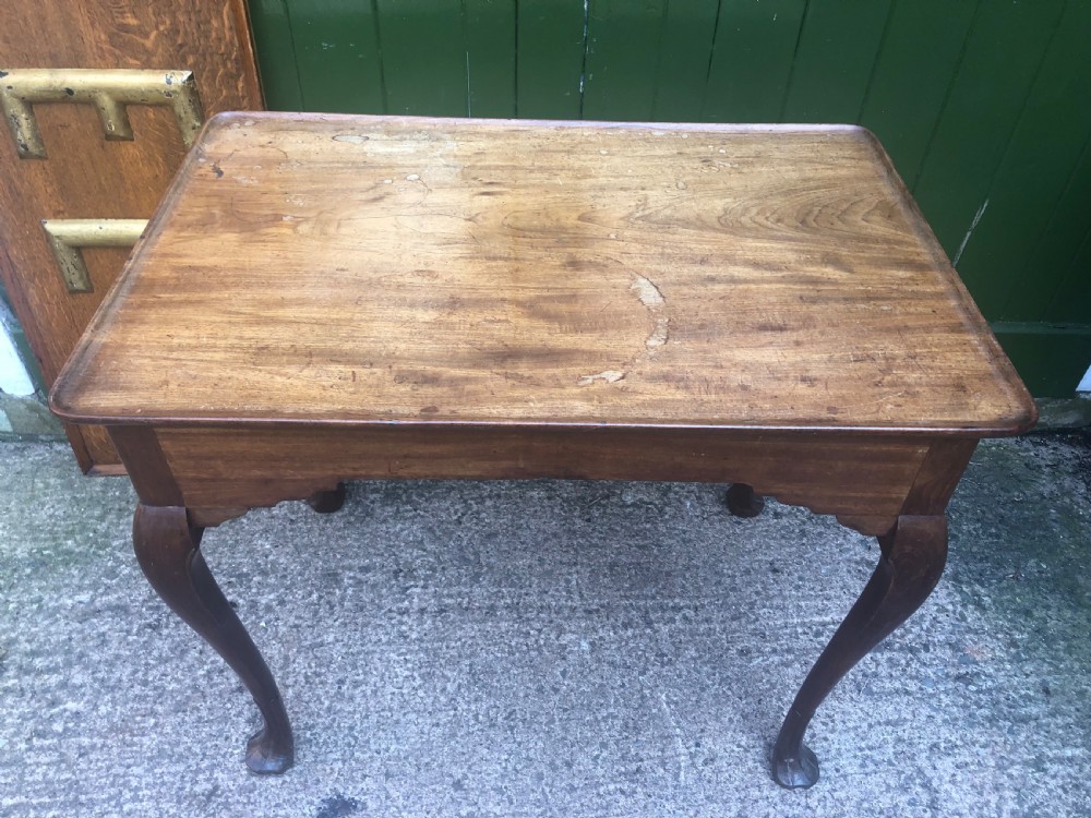 Mid C18th George II period Irish mahogany ‘silver’ table . View III