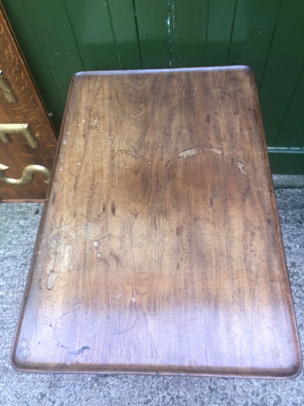 Mid C18th George II period Irish mahogany ‘silver’ table . View VIII