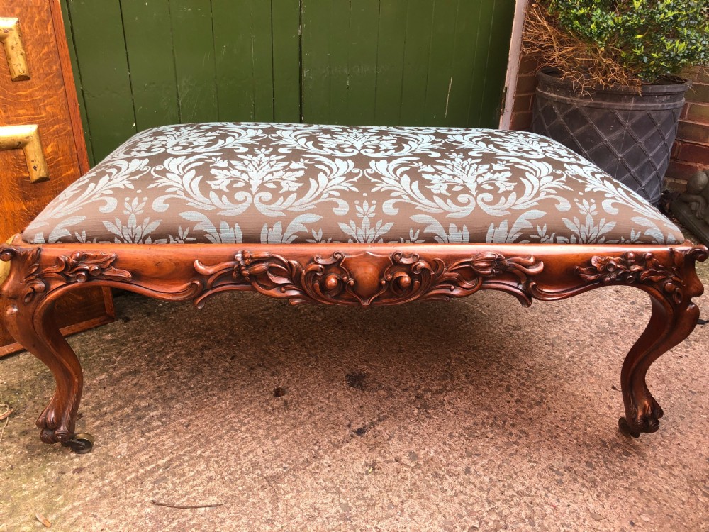 Magnificent large-scale C19th English William IV period carved walnut rectangular framed centre-piece countryhouse stool. View III