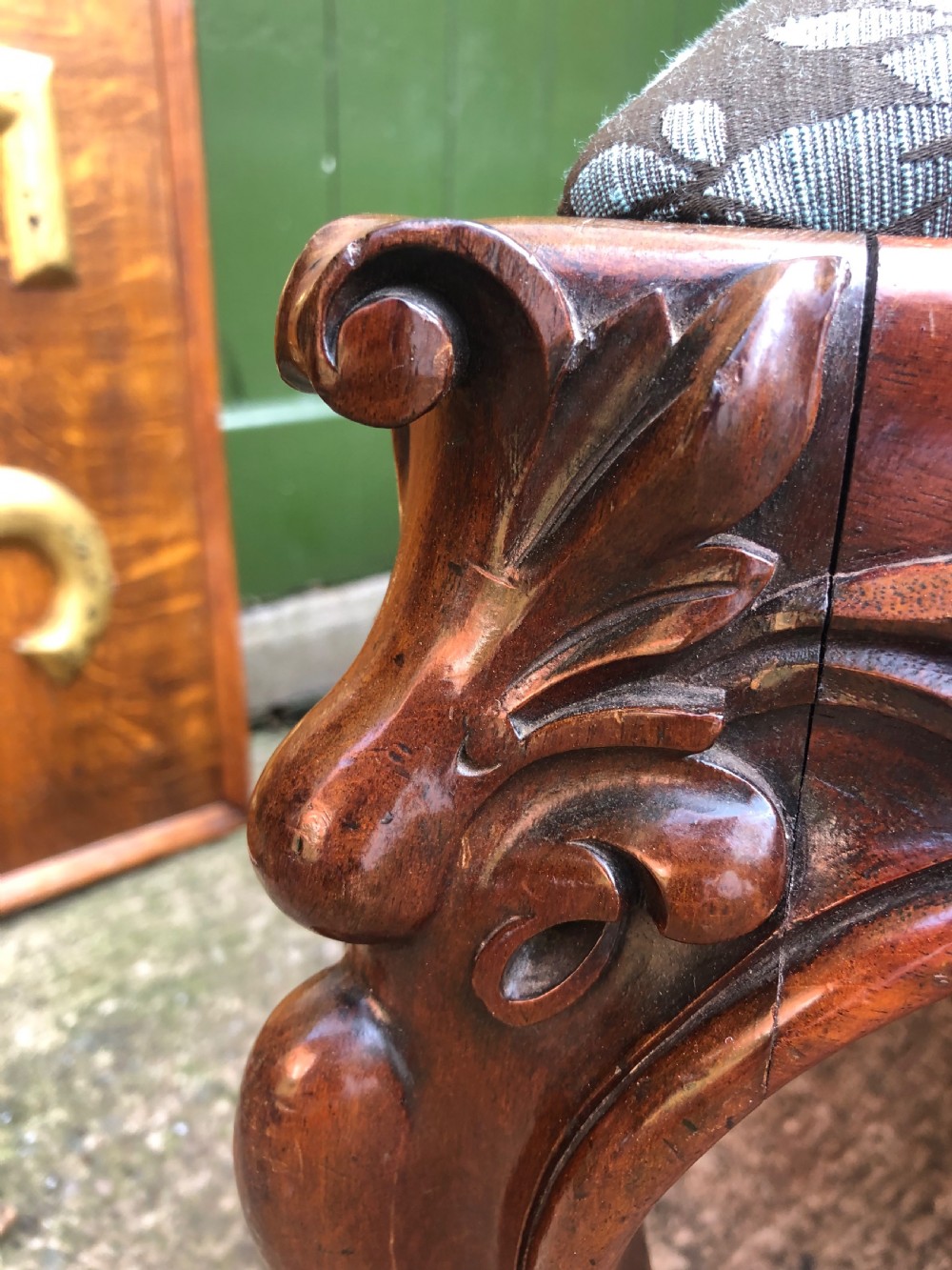 Magnificent large-scale C19th English William IV period carved walnut rectangular framed centre-piece countryhouse stool. View VI