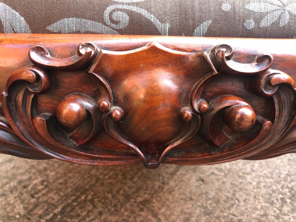 Magnificent large-scale C19th English William IV period carved walnut rectangular framed centre-piece countryhouse stool. View XII