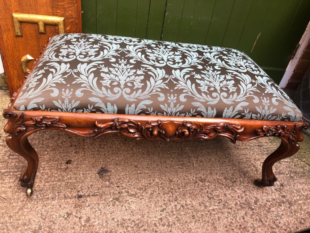 Magnificent large-scale C19th English William IV period carved walnut rectangular framed centre-piece countryhouse stool. View XIX