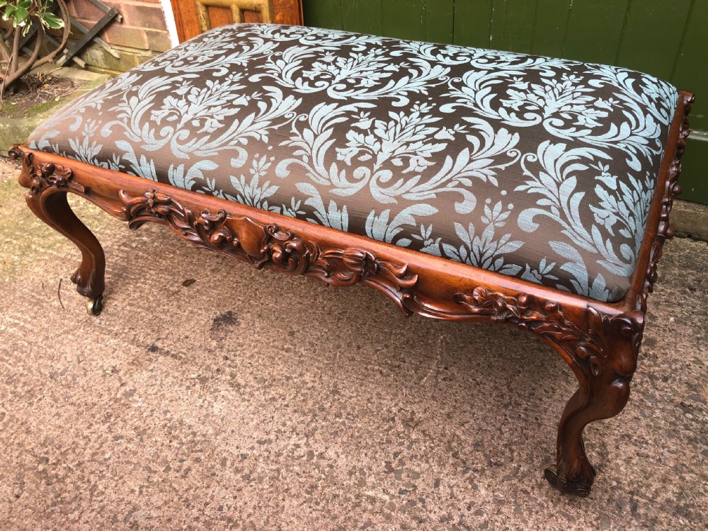 Magnificent large-scale C19th English William IV period carved walnut rectangular framed centre-piece countryhouse stool. View XX