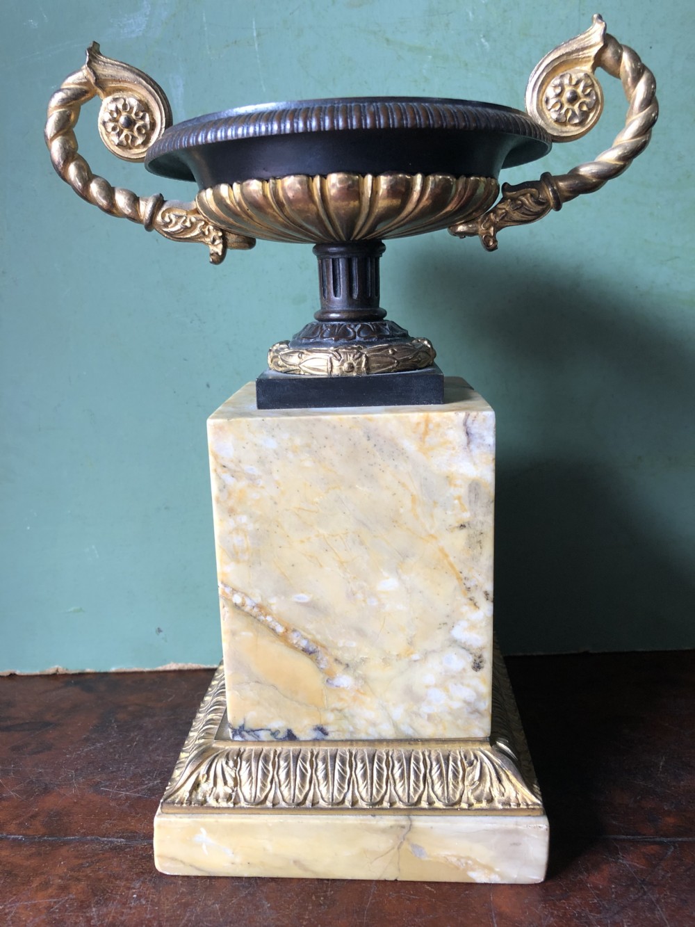 Pair of early C19th French Charles X period bronze , ormolu and giallo antico marble tazzas. View XXIV