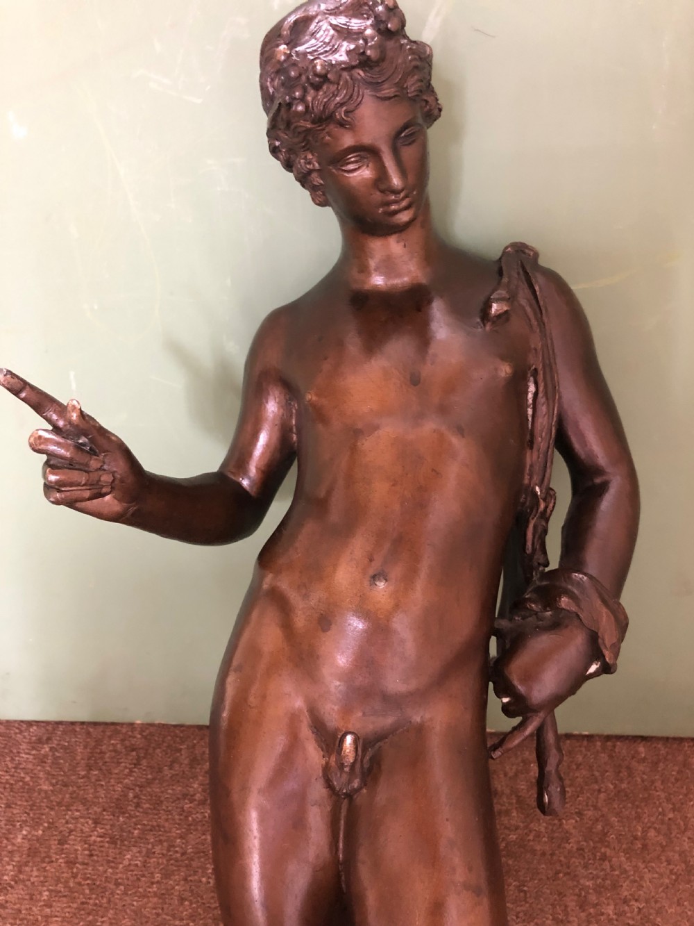 Large late C19th Italian Neapolitan ‘Grand Tour’ souvenir bronze sculpture of Dionysus, known as Narcissus, after the antique. View IX