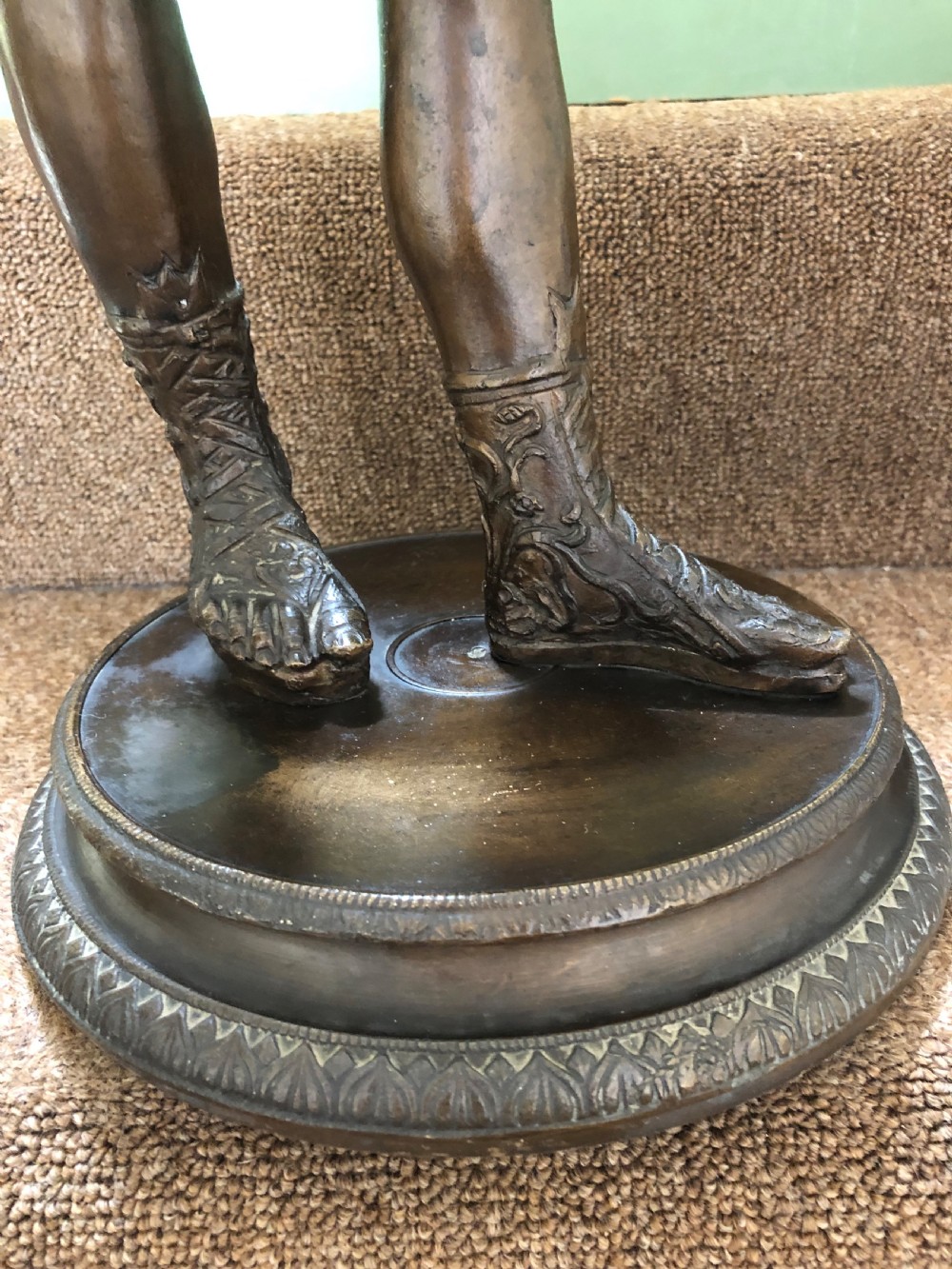 Large late C19th Italian Neapolitan ‘Grand Tour’ souvenir bronze sculpture of Dionysus, known as Narcissus, after the antique. View XX
