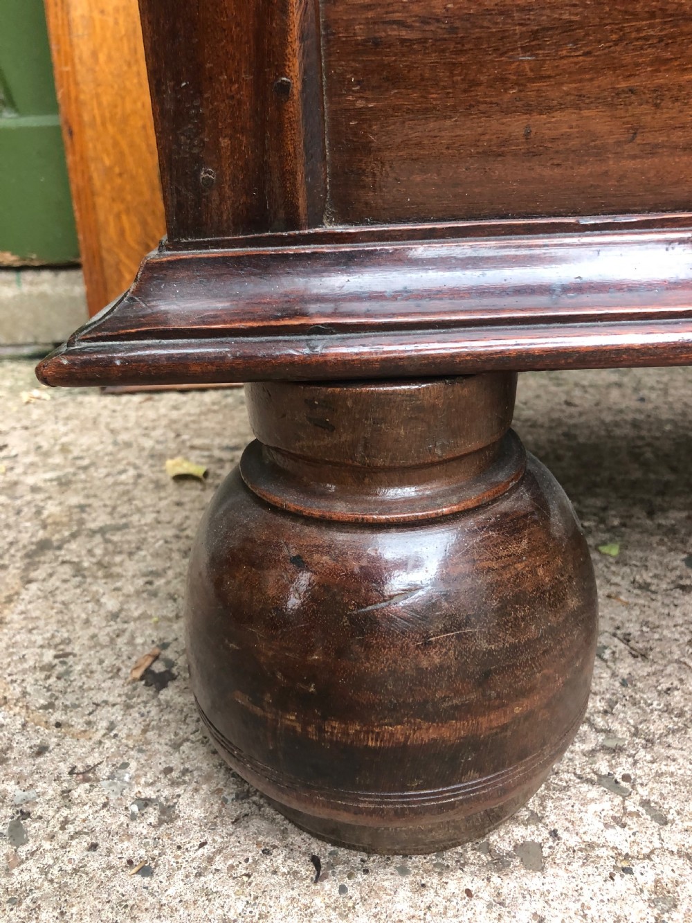 Mid C18th Dutch East Indies colonial brass-mounted padauk coffer or strong-box . View XI
