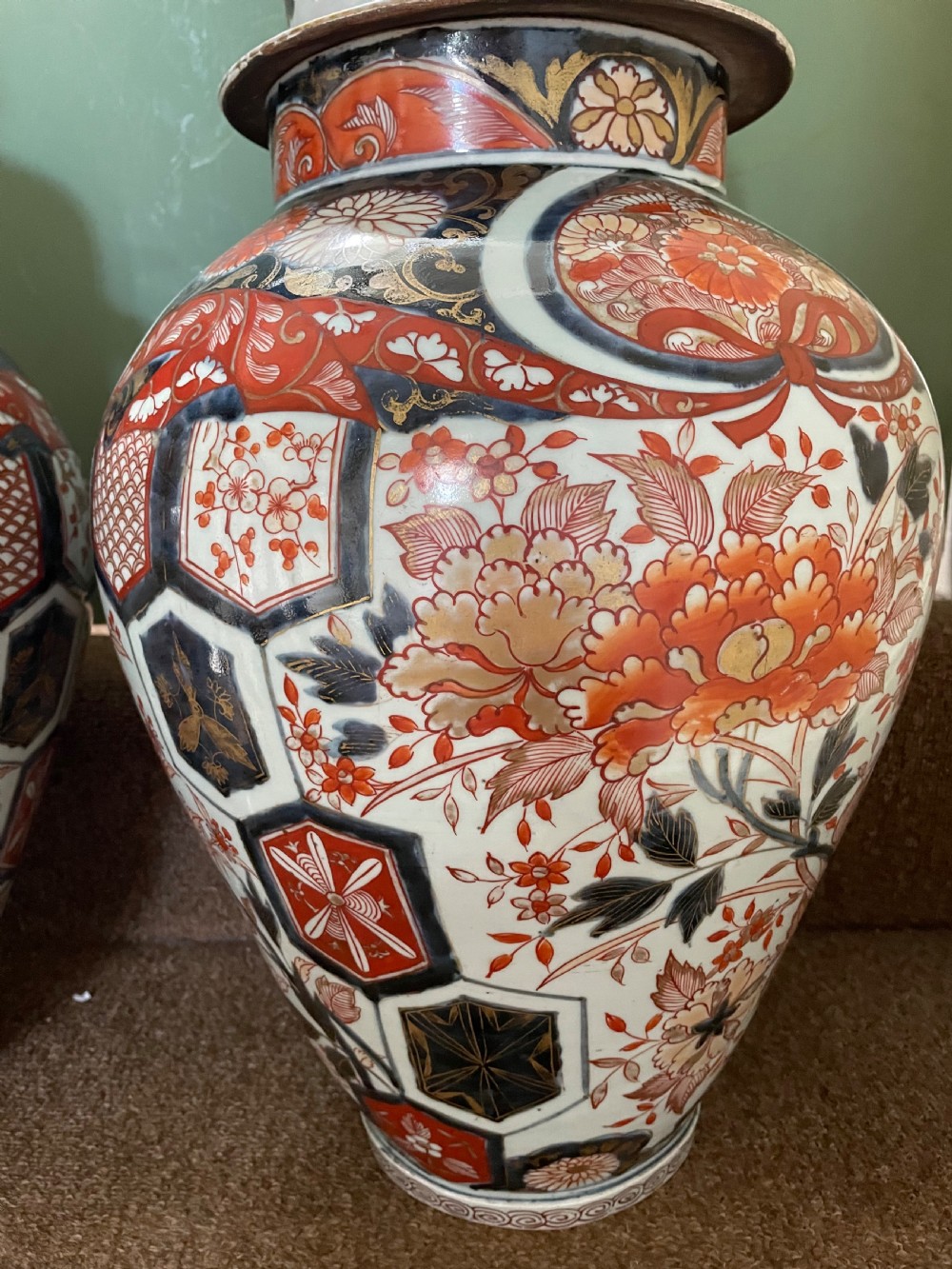 Pair of large late C17th / early C18th Japanese Genroku period porcelain vases and covers decorated in the Imari palette. View IV