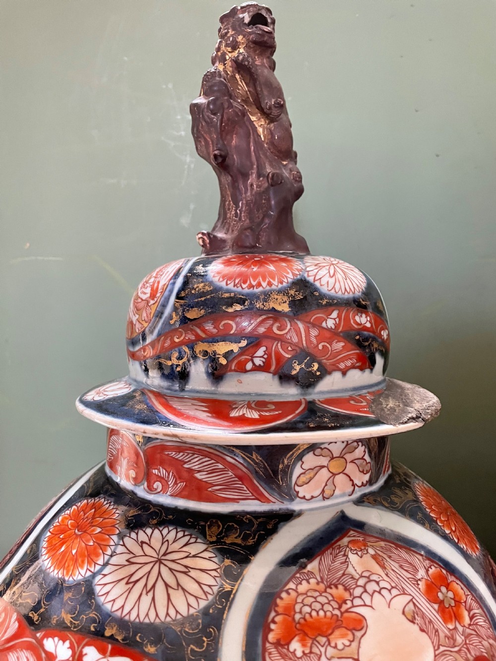 Pair of large late C17th / early C18th Japanese Genroku period porcelain vases and covers decorated in the Imari palette. View VIII