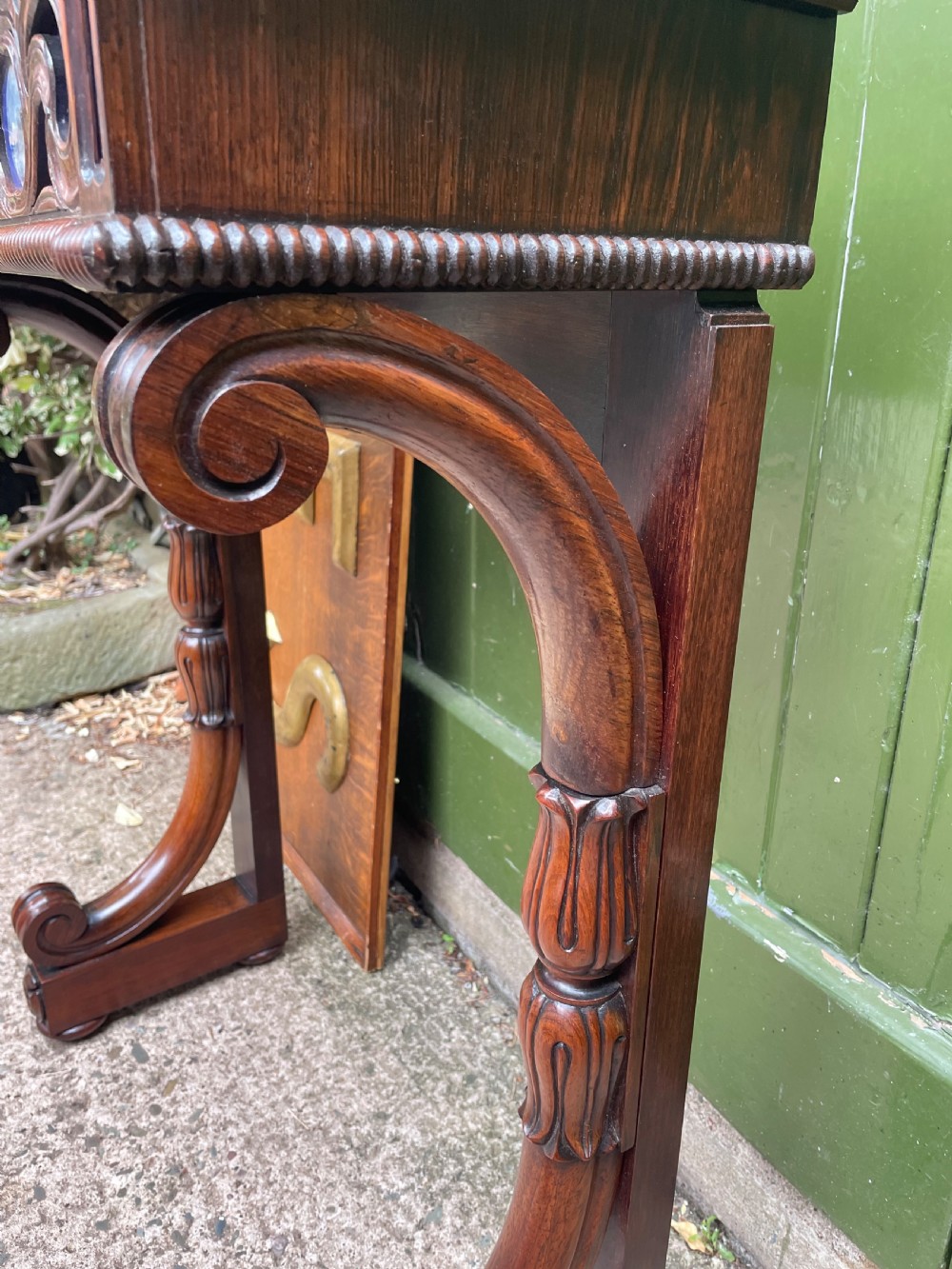 Unusual early C19th George IV period marble-topped rosewood console table of small proportions. View XII