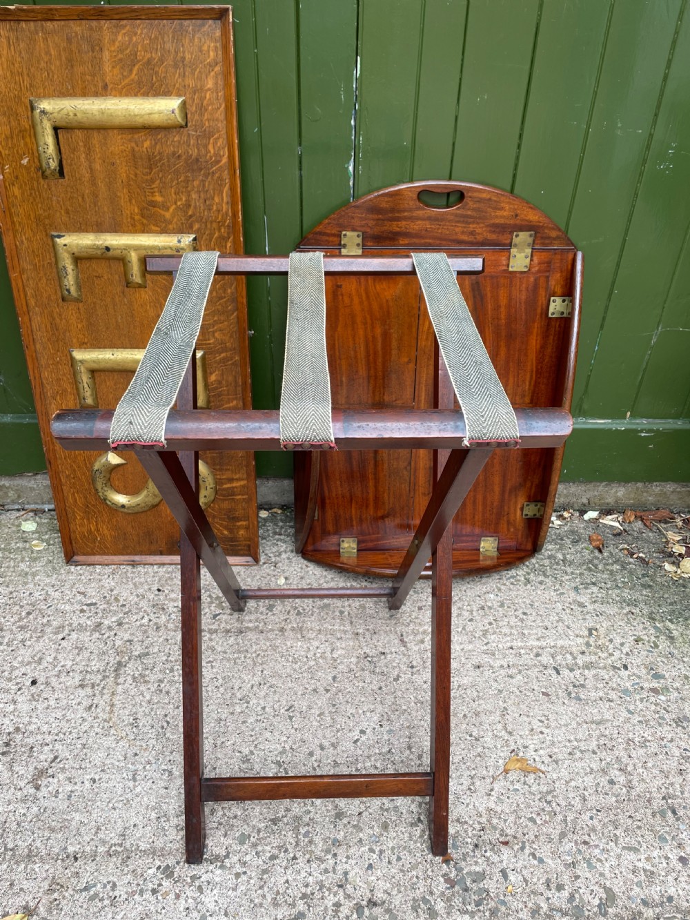 Late C18th George III period hinged and folding-sided oval mahogany butler’s tray and stand . View XII