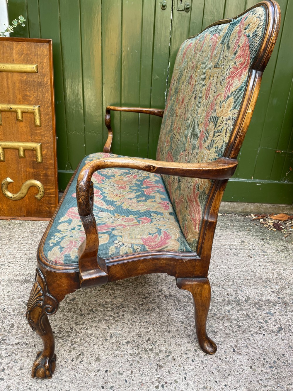 Early C20th carved walnut frame George I period revival settee with fine tapestry covering  View XII